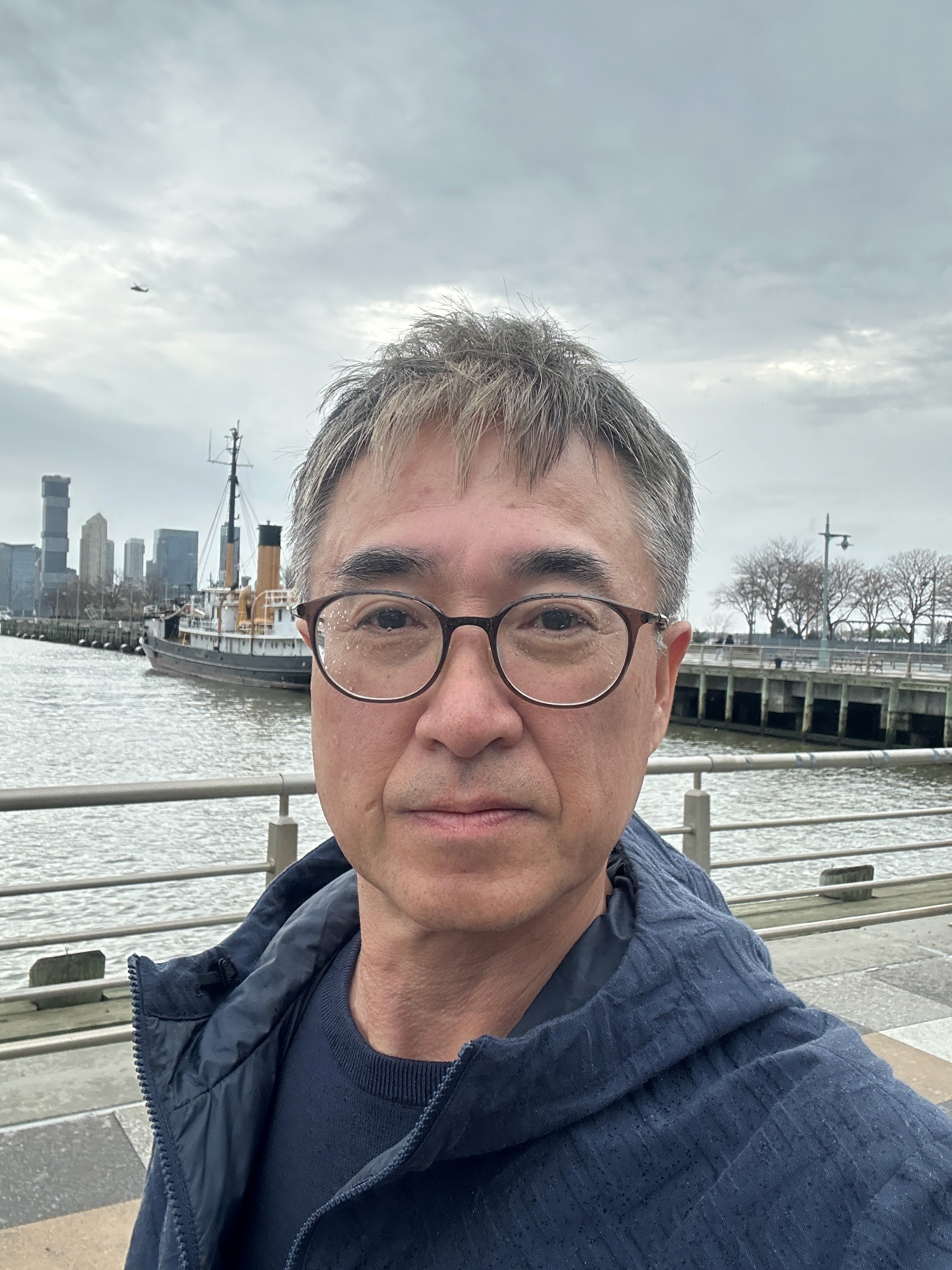 Dr. Sung Yong Park portrait